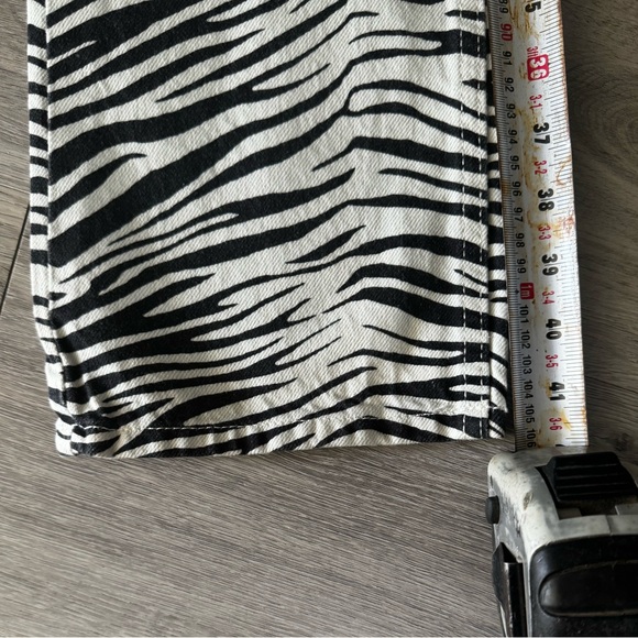 ZARA Zebra Print Pants - Picture 9 of 9
